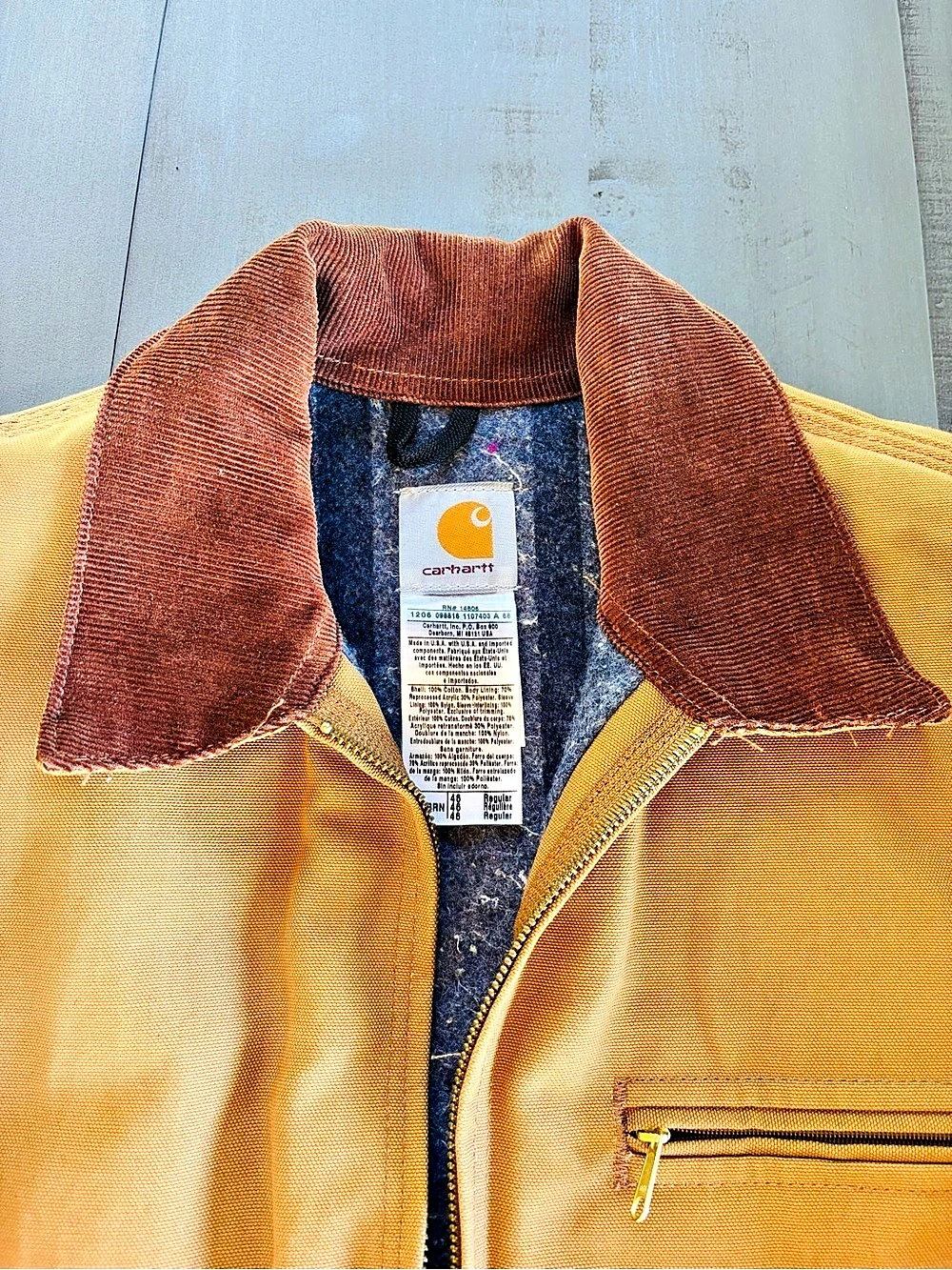Carhartt Detroit Jacket Men's Cotton Work Jacket Size 46 - Picture 3 of 6